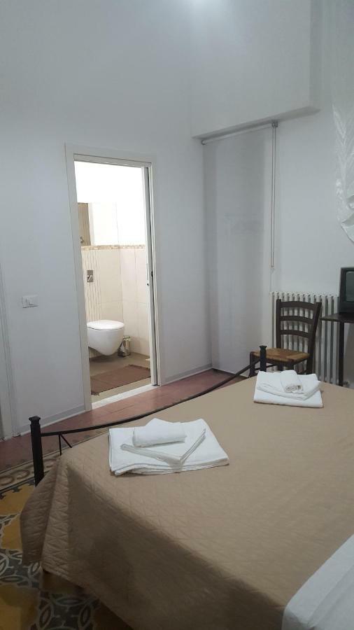 Rest And Go Bed & Breakfast ปาแลร์โม ภายนอก รูปภาพ