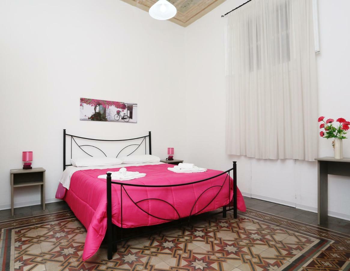 Rest And Go Bed & Breakfast ปาแลร์โม ภายนอก รูปภาพ