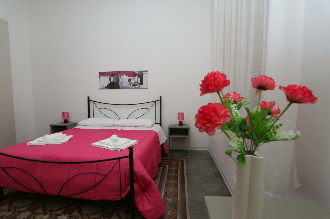 Rest And Go Bed & Breakfast ปาแลร์โม ภายนอก รูปภาพ